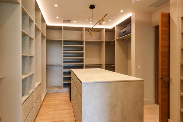 Venta de casa moderna en costa del este, balmoral