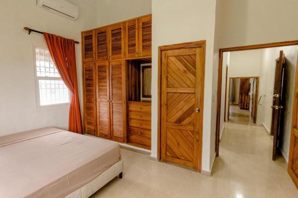3 bed 3.5 bath home in coronado panama