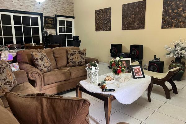 Venta casa espaciosa en brisas del golf