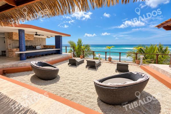 Venta de casa frente al mar en san carlos, con acceso a la playa y 5 recámaras