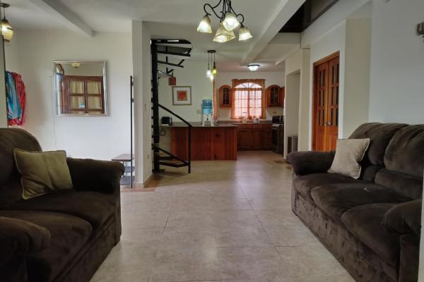 Se alquila casa en boquete, emerald drive.