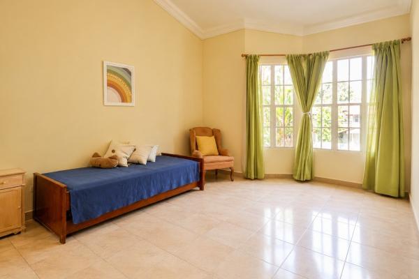 Venta de casa duplex en altos del golf
