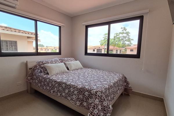 Sale of house in ph sunset hills, costa verde