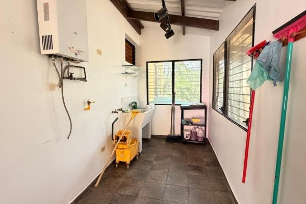 House for sale in altos de cerro azul