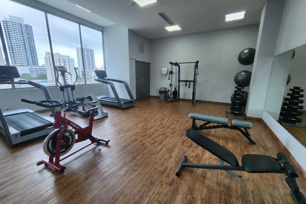 Venta de apartamento en ph alai, vía españa