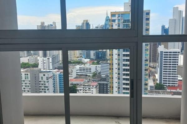 Se vende apartamento luxor tower el cangrejo reposeído