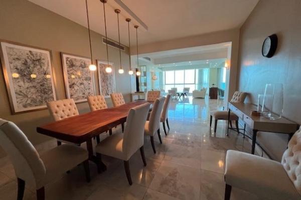 Furnished apartment vitri, 4 bedrooms, beachfront