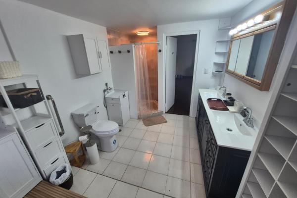 Beautiful townhome in privileged residential area