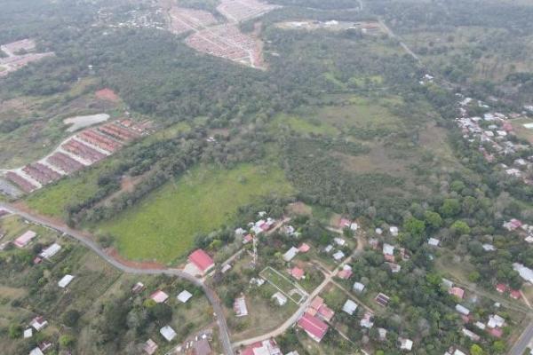 Sale of land for housing development in arraijan