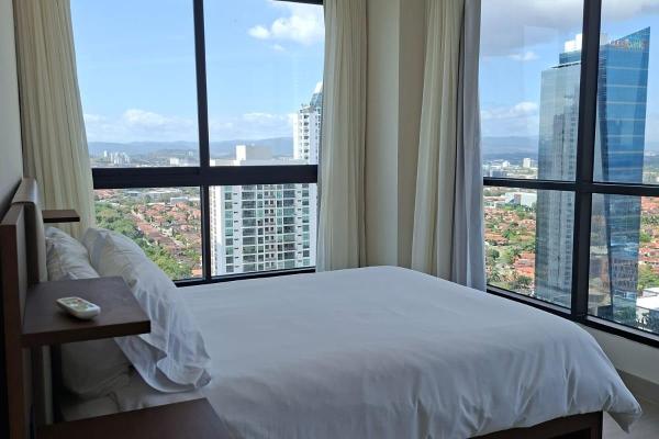 Elegant 2-bedroom apartment with panoramic view