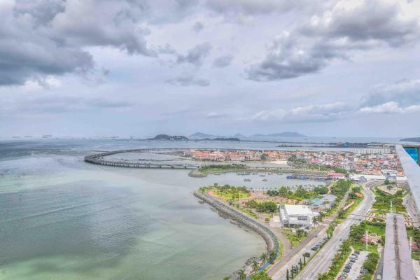 Apartamento frente al mar en venta avenida balboa