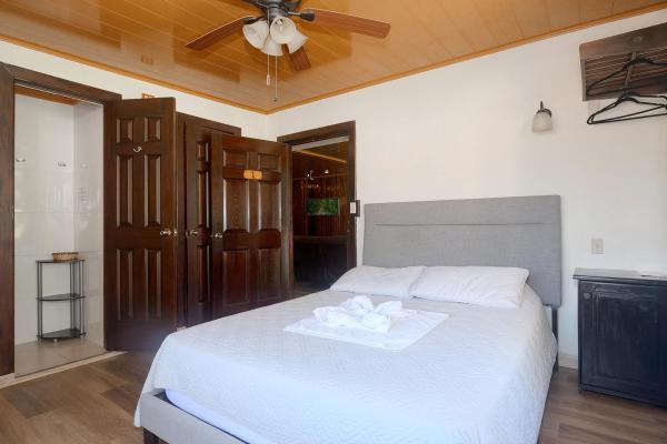 Fantastic & successful downtown boquete hotel