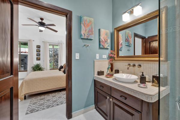 Luxury home for sale in valle escondido boquete