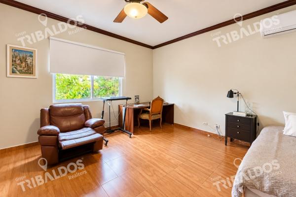 Venta de casa en costa del este