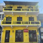 Building in casco viejo, for sale