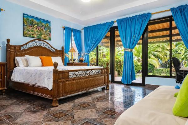Beachside home with solar panels in las lajas