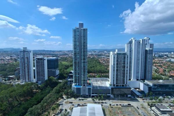 Elegant 2-bedroom apartment with panoramic view