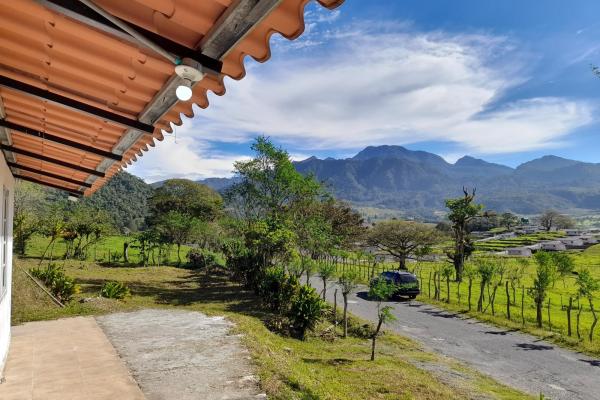 Prime volcán lot for sale