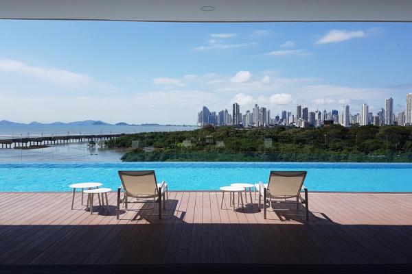Se vende apartamento en costa del este, panamá