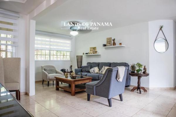 Casa unifamiliar - llanos de curundu