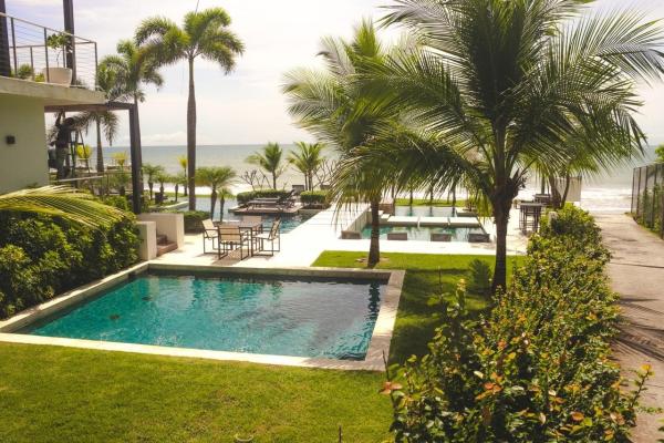 Precioso condominio amueblado de 3 habitaciones en punta caelo