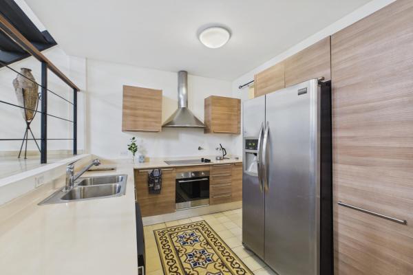 El refugio del narrador: un loft romántico de 3 niveles