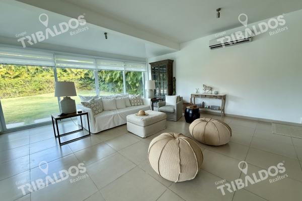 Sale of house in bijao beach club, rio hato.