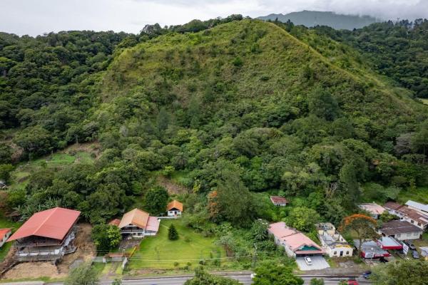 Excelente terreno comercial en bajo boquete panamá