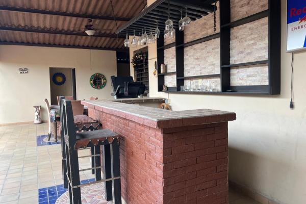 Venta casa espaciosa en brisas del golf