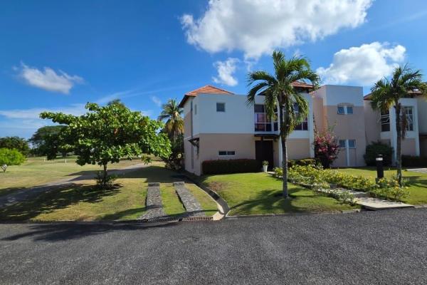 Townhouse en esquina en costa blanca viĺlas decameron