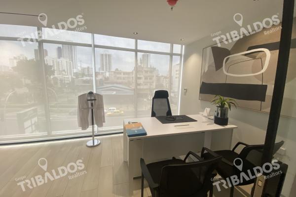Venta de local comercial en park square medical center
