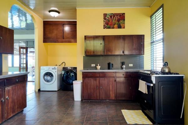 Ocean-view property in las palmas puerto armuelles