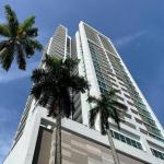 Two-bedroom apartment with panoramic city views