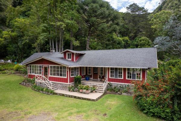 Historic mountain estate | terras altas, volcán