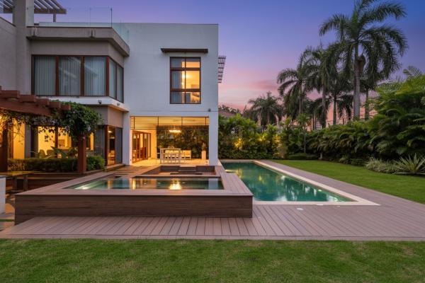 Venta de casa moderna en costa del este, balmoral