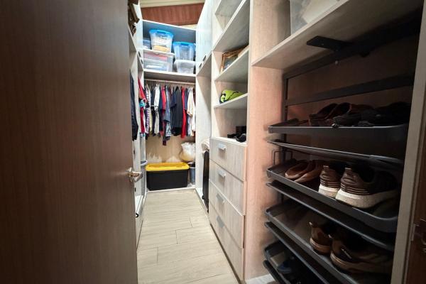 Se vende casa en altos de cerro azul
