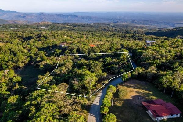 Finca con casa en venta en alto jaramillo boquete