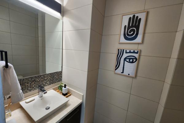 Venta de apartamento en ocean waves nueva gorgona