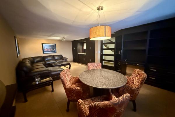 Venta de casa en obarrio, la manzana de obarrio bella vista, obarrio
