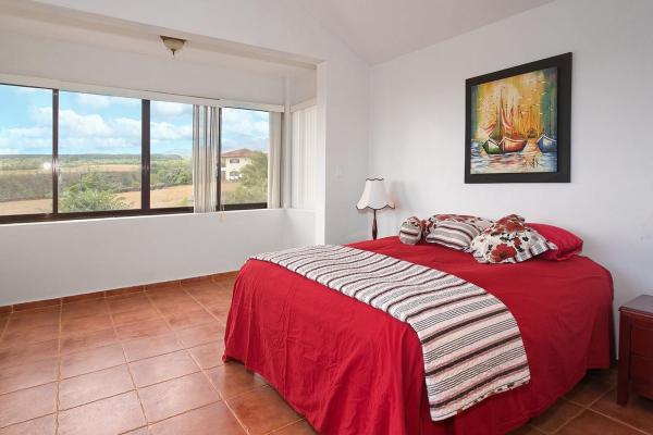Distinctive home in los molinos | boquete, panama