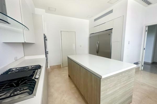 Alquiler de apartamento amoblado en ocean reef, punta pacifica