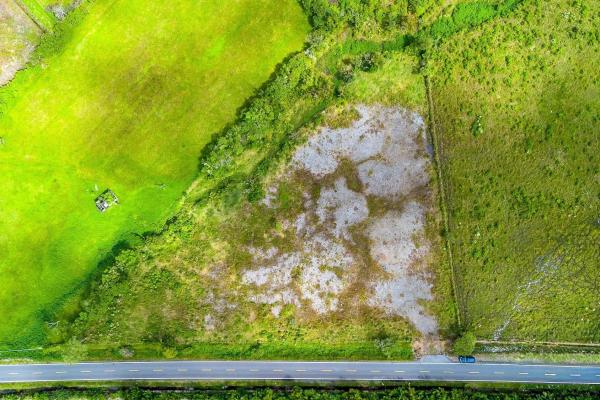 Flat road-front lot for sale in volcan