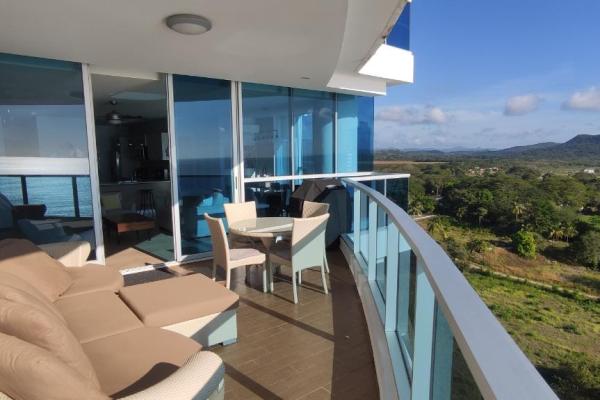 Apartamento frente al mar en ph royal palm, nueva gorgona