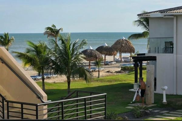 Two-level duplex with ocean view in playa caracol