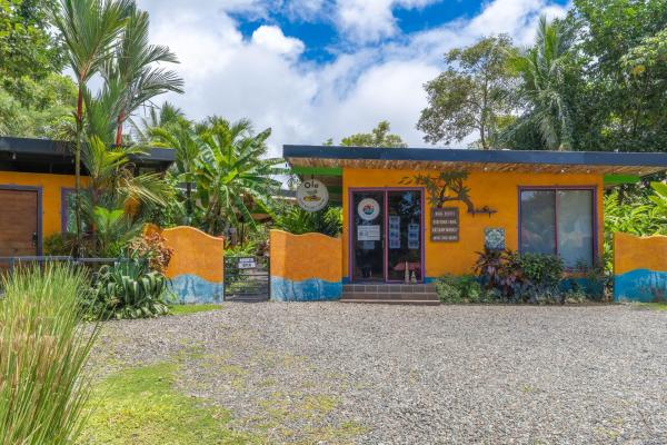 Turnkey restaurant and commercial property