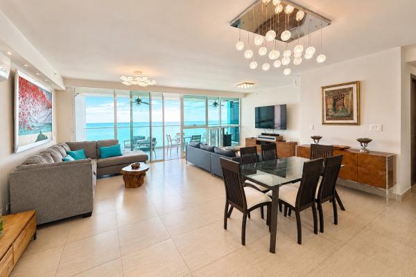 Venta de apartamento en playa blanca ph lighthouse beach tower