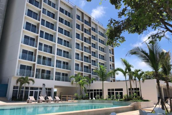 Condominio frente al mar en playa caracol panamá