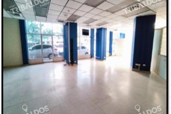 Local en ultramar plaza