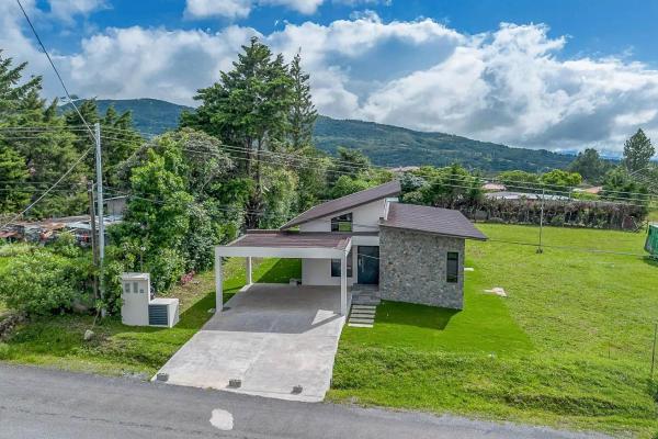 Contemporary home for sale in alto boquete