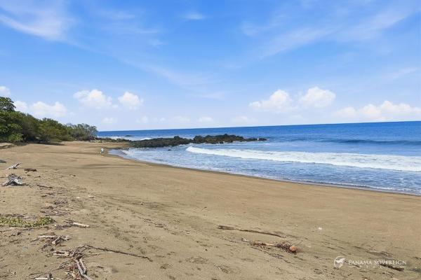Costa pedasí beachfront lot – 35m premium frontage